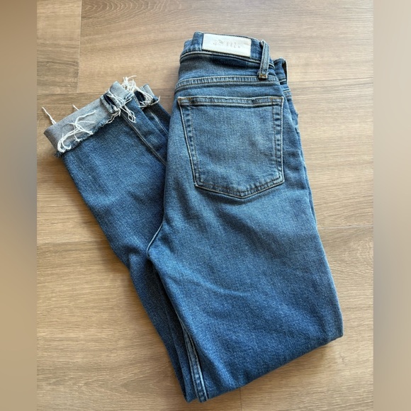 Re/Done Denim - Re/Done Distressed Straight Leg Jean in Medium Wash- size 28
